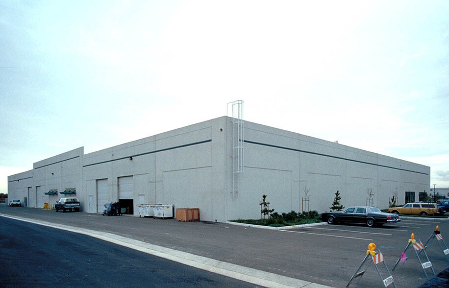 More Photos Of 630 Airpark Rd, Napa Research And Development For Lease
