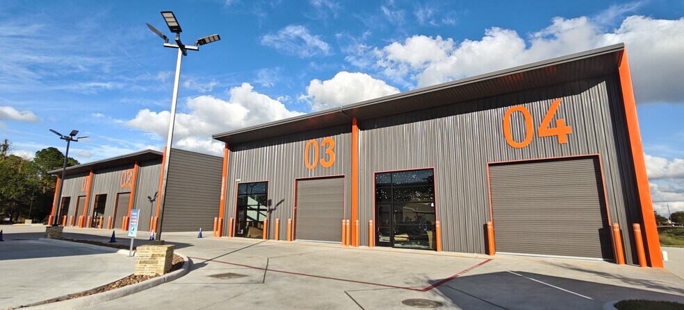 More Photos Of 12303 Murphy Rd, Stafford Warehouse For Lease