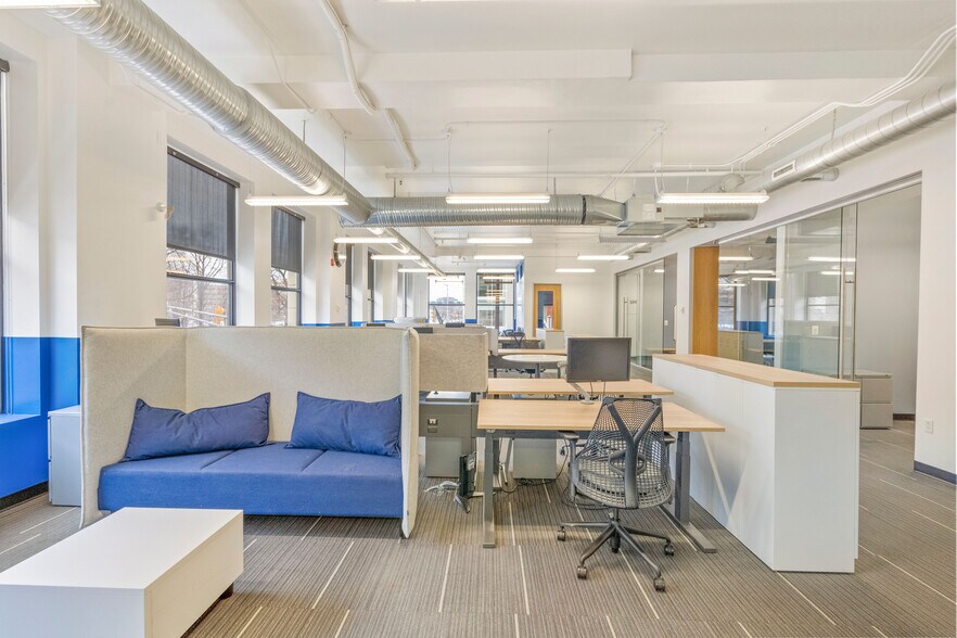 More Photos Of 241 N Pennsylvania St, Indianapolis Loft Creative Space For Lease