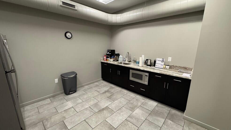 More Photos Of 312-314 W Broad St, Quakertown Office For Sale