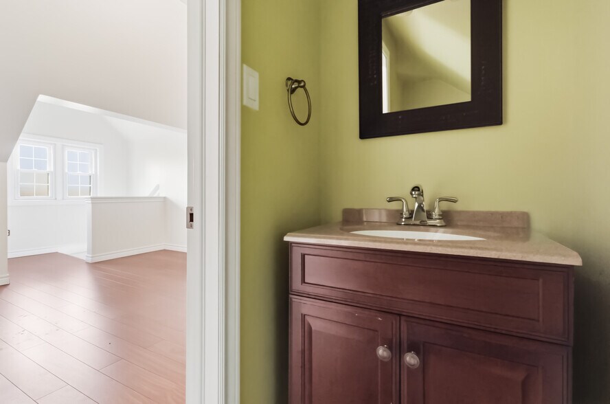 More Photos Of 250 Plains Rd W, Burlington Multifamily For Sale