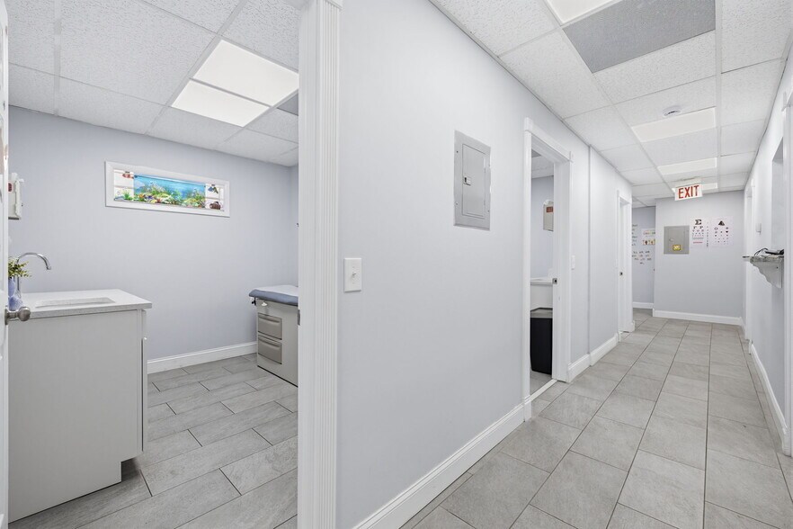 More Photos Of 507 E Dr Martin Luther King Jr Blvd, Tampa Medical For Sale