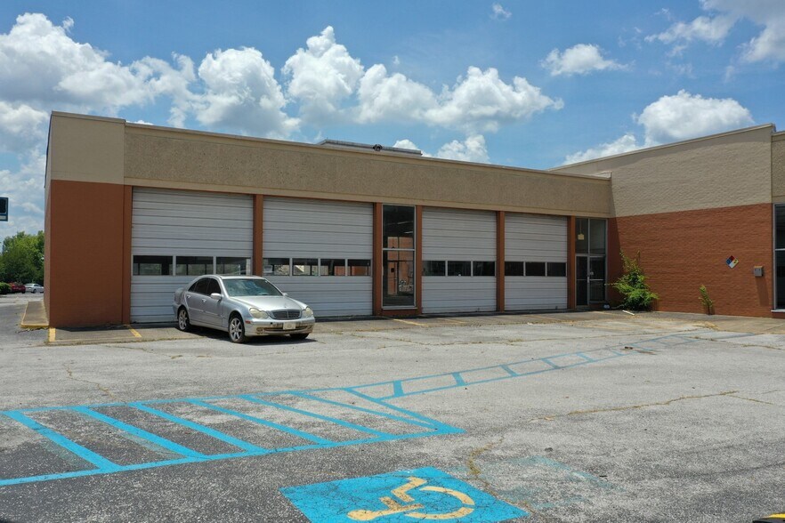More Photos Of 1022 Wilmer Ave, Anniston Auto Repair For Sale