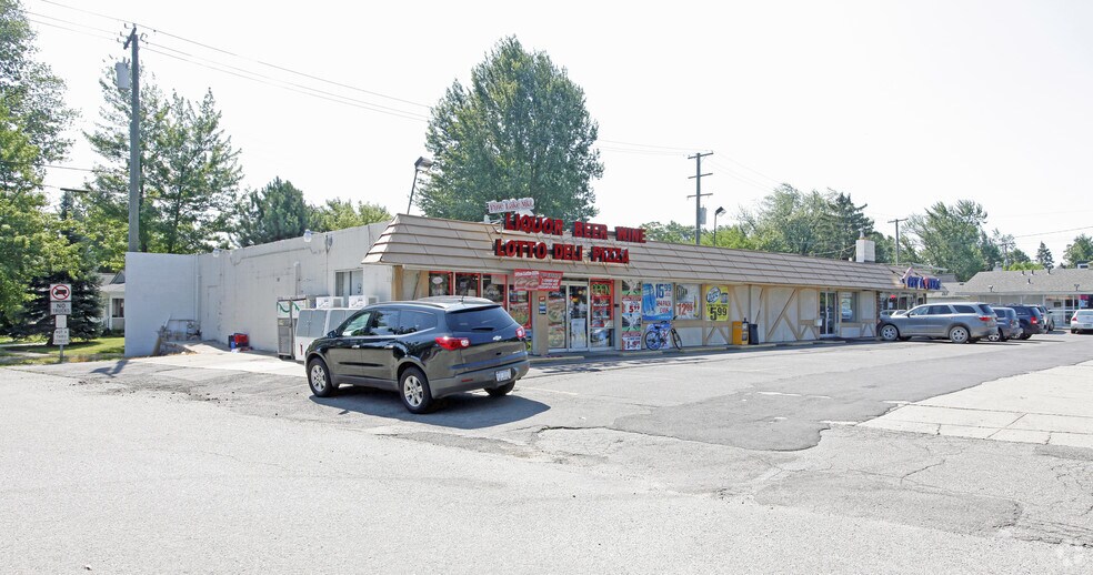 More Photos Of 3391-3405 Orchard Lake Rd, Keego Harbor Freestanding For Sale