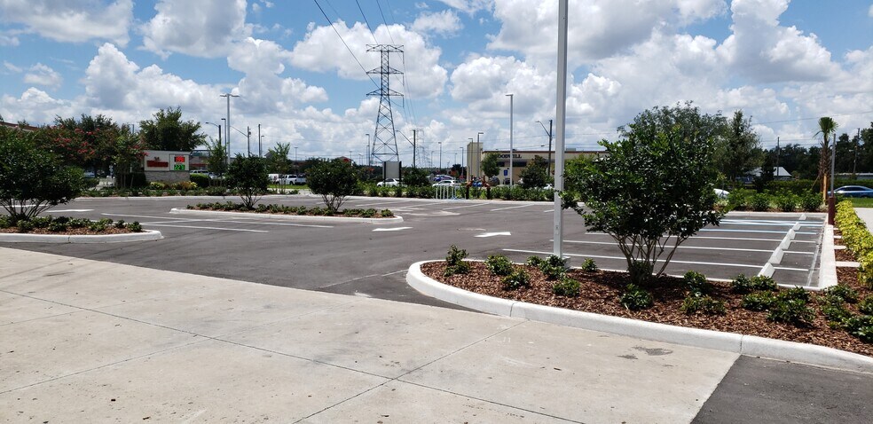 More Photos Of 7125 Hoffner Ave, Orlando General Retail For Lease