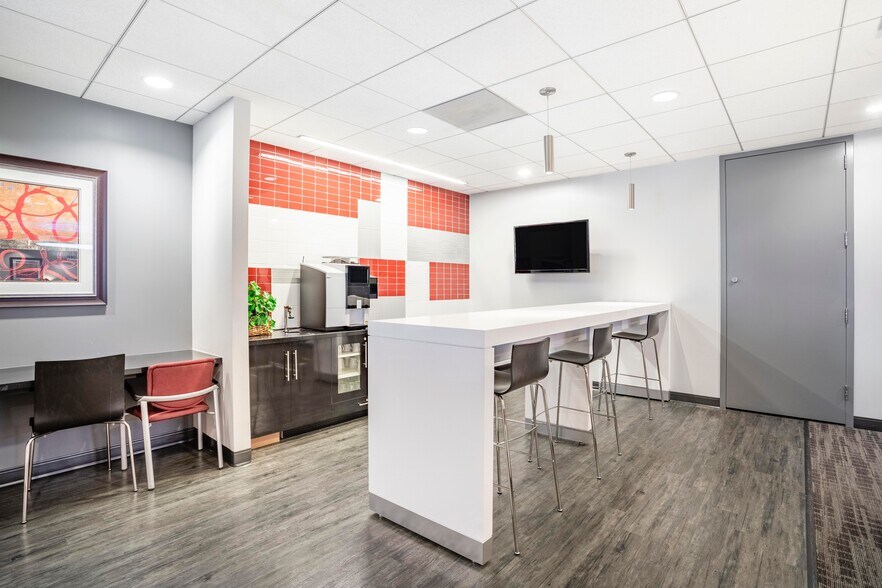 More Photos Of 201 Mission St, San Francisco Office For Lease