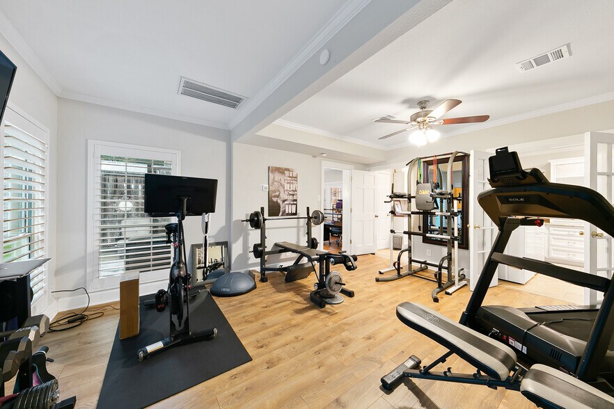 More Photos Of 10419 W Hidden Lake Ln, Richmond Religious Facility For Sale
