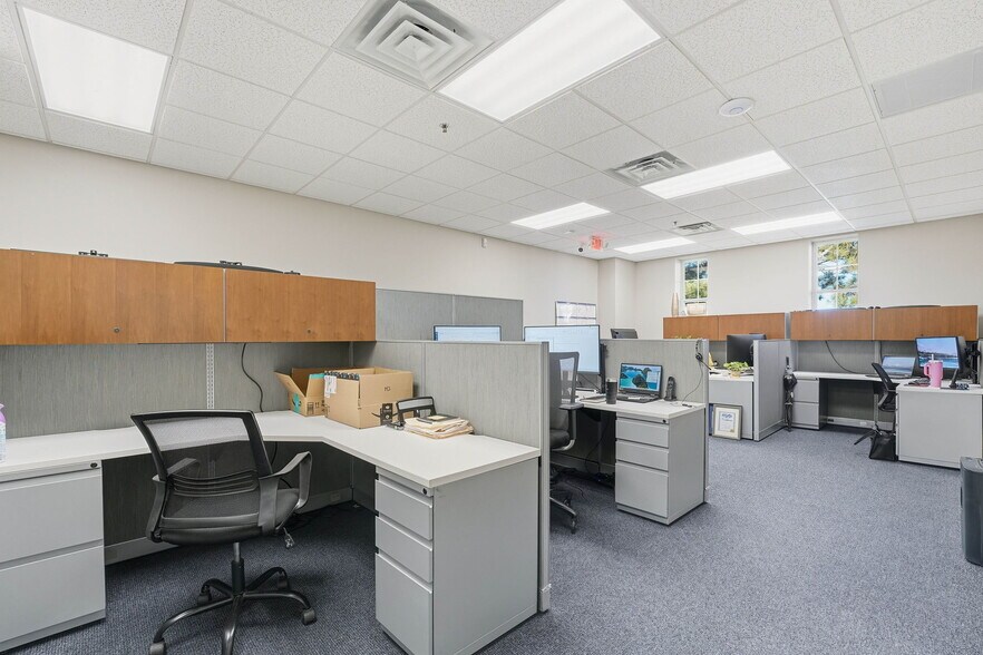 More Photos Of 1600 River Park Blvd, Woodstock Medical For Sale