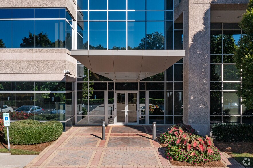 More Photos Of 2301 Sugar Bush Rd, Raleigh Office For Lease
