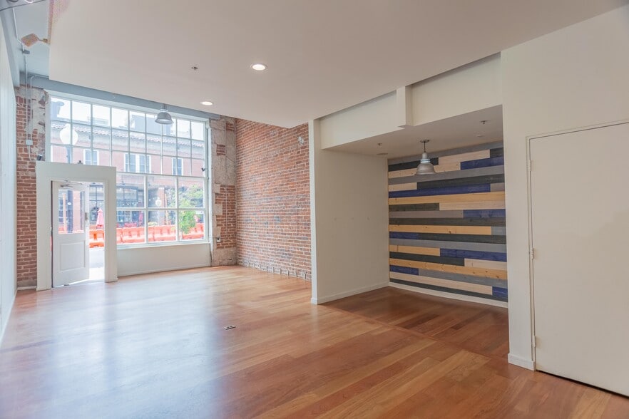 More Photos Of 2401-2413 W 32nd Ave, Denver Storefront Retail Office For Lease