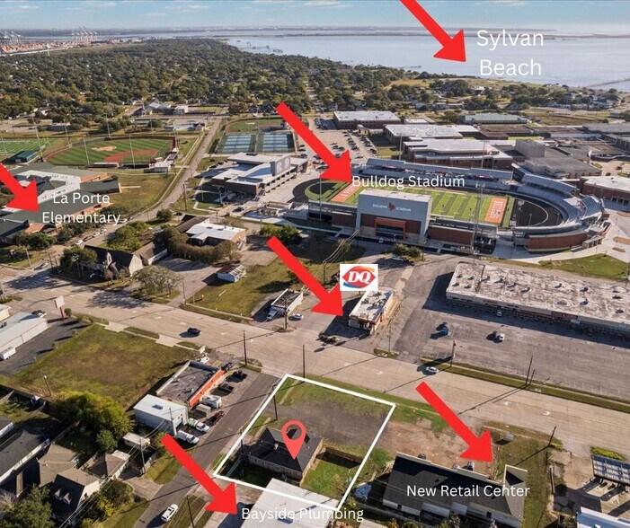 More Photos Of 902 S Broadway St, La Porte Office For Sale