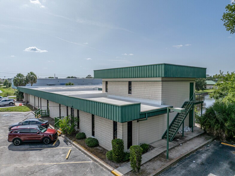 More Photos Of , Lakeland Unknown For Sale