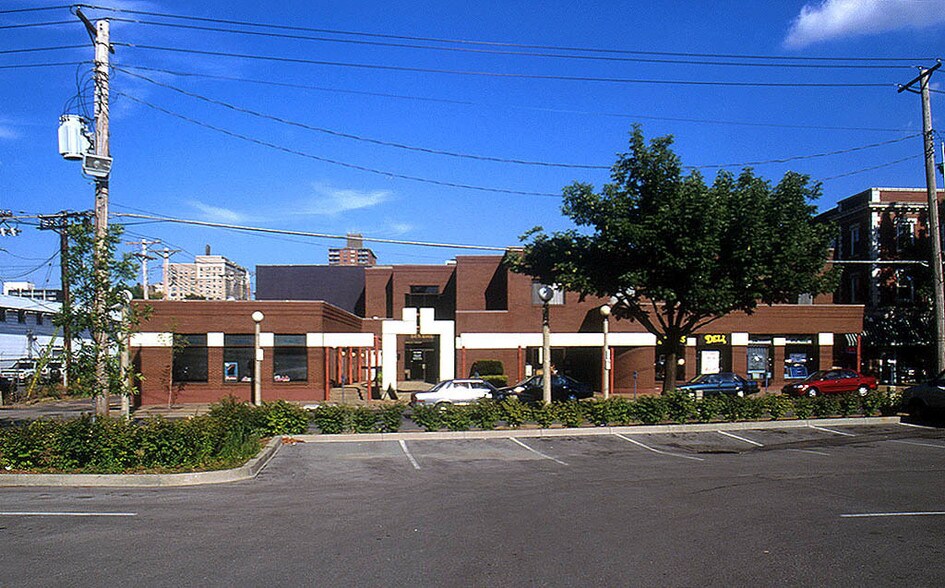 Primary Photo Of 22 N Euclid Ave, Saint Louis Medical For Lease