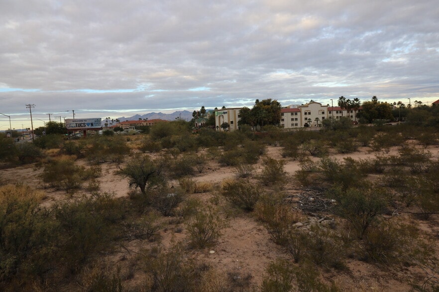 More Photos Of 6775 S Tucson, Tucson Land For Sale