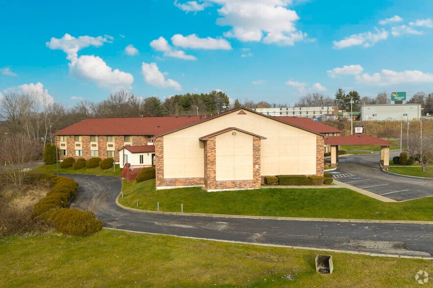 More Photos Of 2700 Wilson Rd, West Middlesex Hotel For Sale