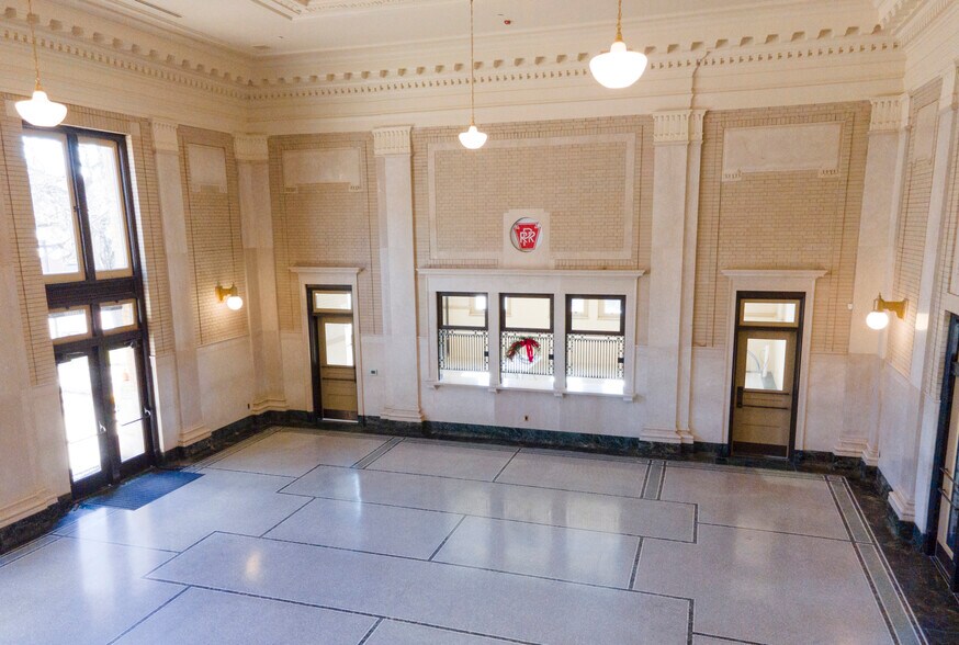 More Photos Of 901 Hay St, Pittsburgh General Retail For Lease