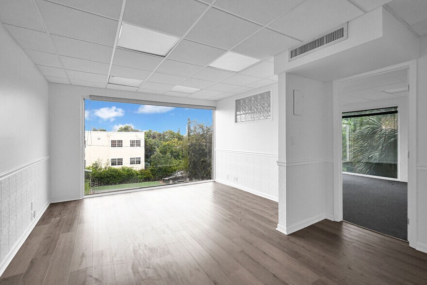 More Photos Of 150 E Davie Blvd, Fort Lauderdale Medical For Lease