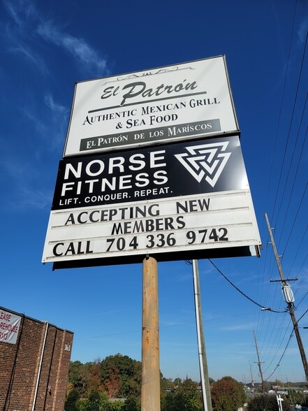 More Photos Of 363-365 N Concord Pky, Concord Warehouse For Lease