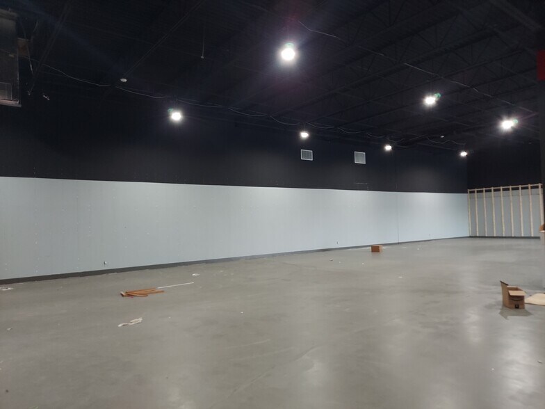 More Photos Of 2015 SW Loop 410, San Antonio Unknown For Lease