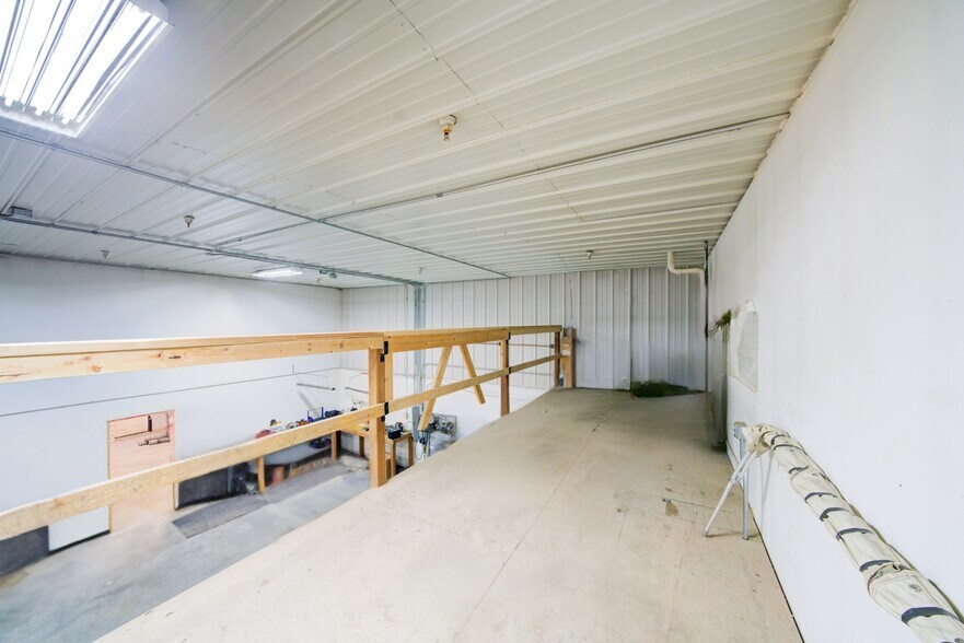 More Photos Of 22 W Haley Springs Rd, Bozeman Industrial For Sale