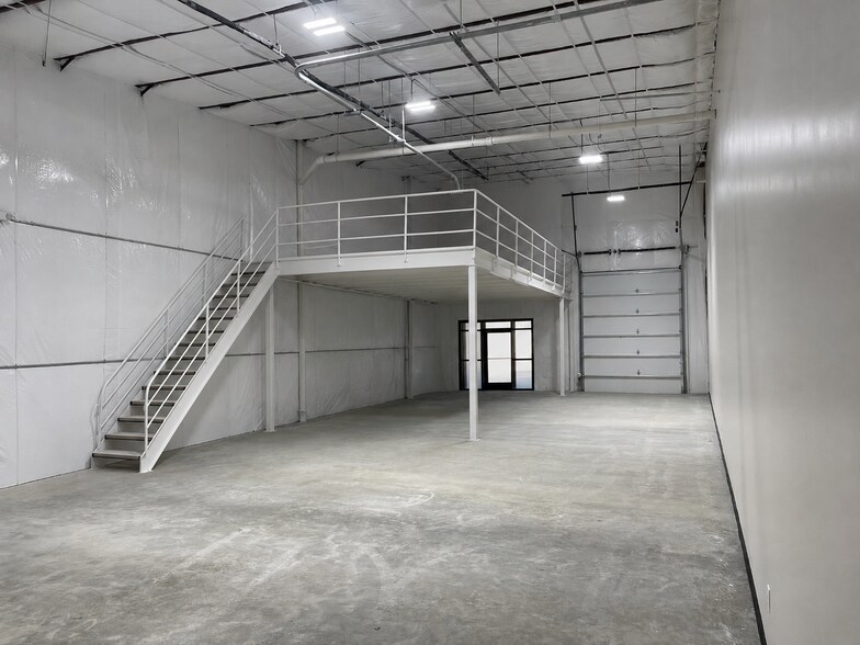 More Photos Of 183 Crossing, Lockhart Warehouse For Sale