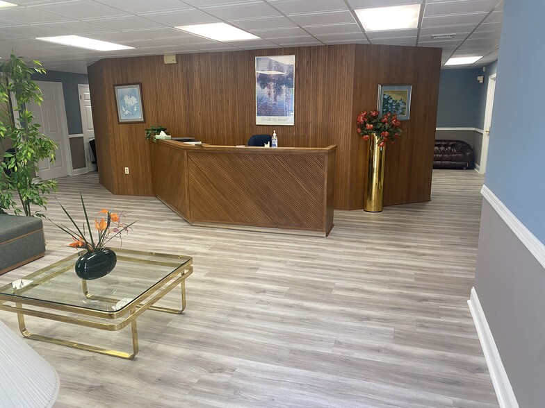 More Photos Of 795 Parkway Ave, Ewing Office For Lease