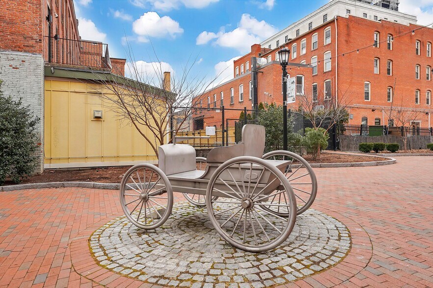 More Photos Of 51-59 Taylor St, Springfield Storefront Retail Office For Sale