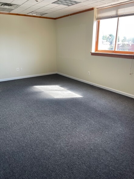 More Photos Of 2824-2838 Cottman Ave, Philadelphia Office Residential For Lease