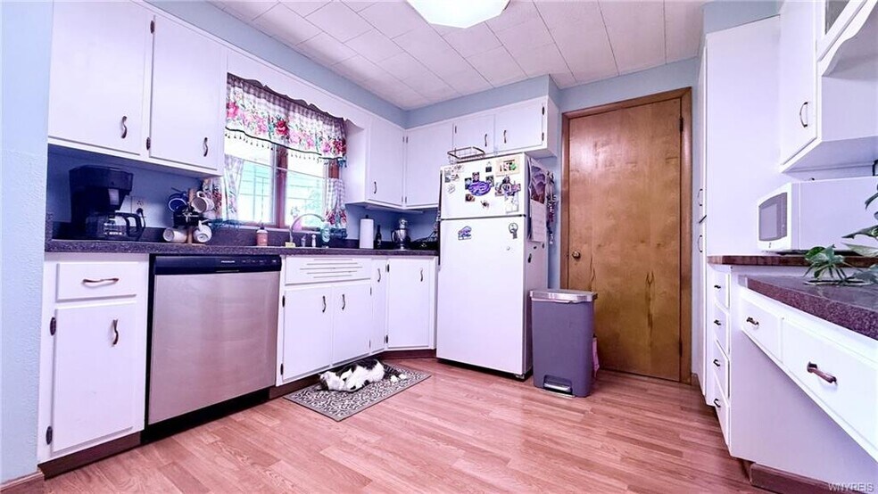 More Photos Of 2305 Lockport Rd, Sanborn Multifamily For Sale