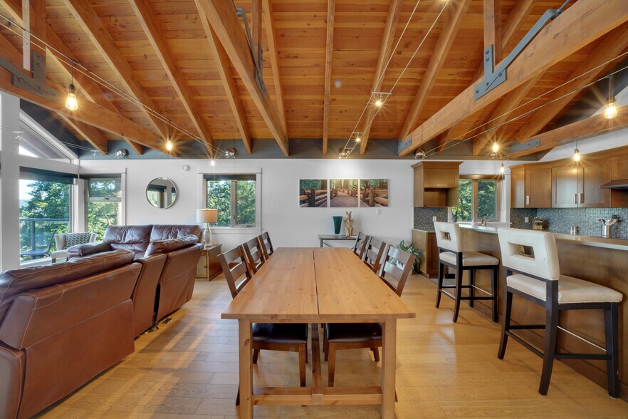 More Photos Of 118 Rainbow Rd, Salt Spring Island Land For Sale