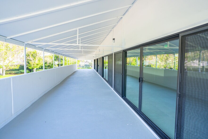 More Photos Of 17721 Mitchell N, Irvine Warehouse For Lease