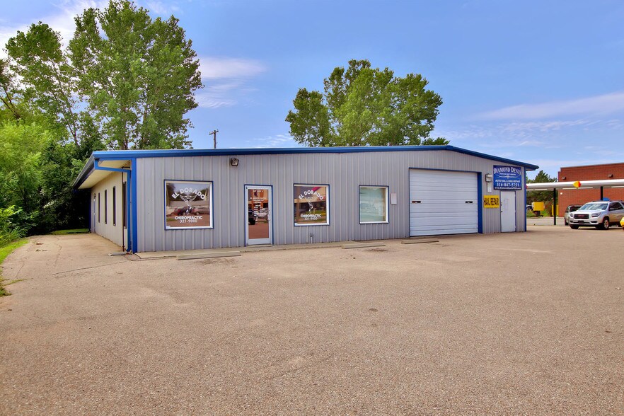 More Photos Of 1919 W Central Ave, El Dorado Warehouse For Lease