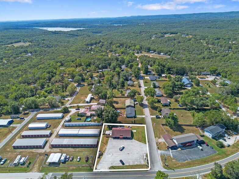 More Photos Of 7930 E State Highway 76, Kirbyville Specialty For Sale