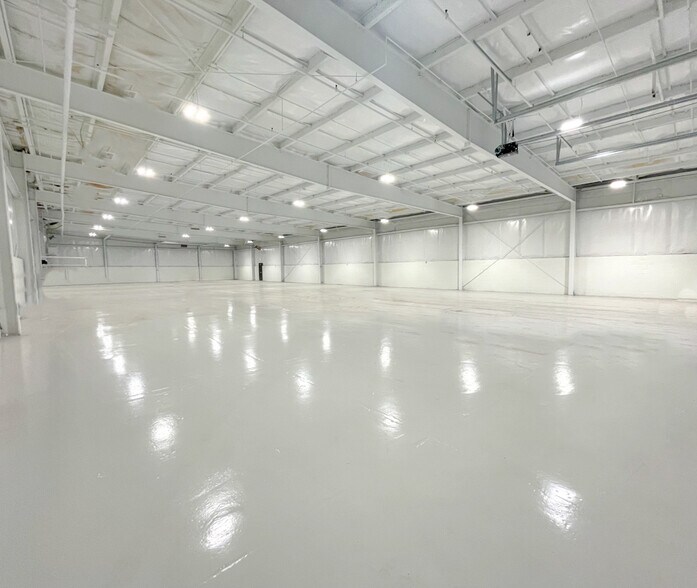More Photos Of 5010-A Hudson Dr, Stow Warehouse For Lease
