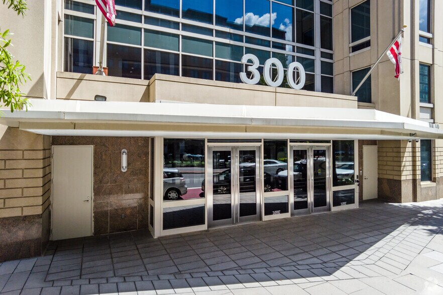 More Photos Of 300 M St SE, Washington Office For Lease