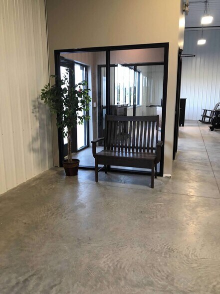 More Photos Of 4825 Commercial Dr SW, Rochester General Retail For Sale