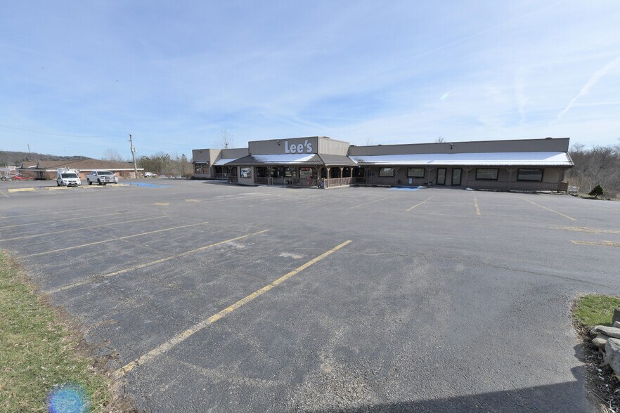 More Photos Of 2000 E Wheeling Ave, Cambridge Storefront For Sale