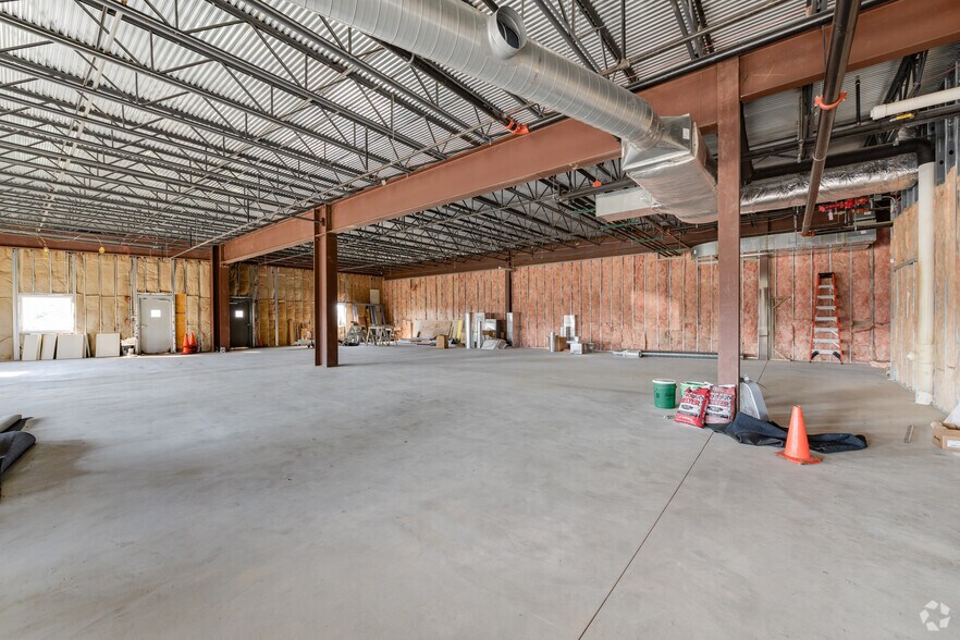 More Photos Of 60101 Bodnar Blvd, Mishawaka Medical For Lease