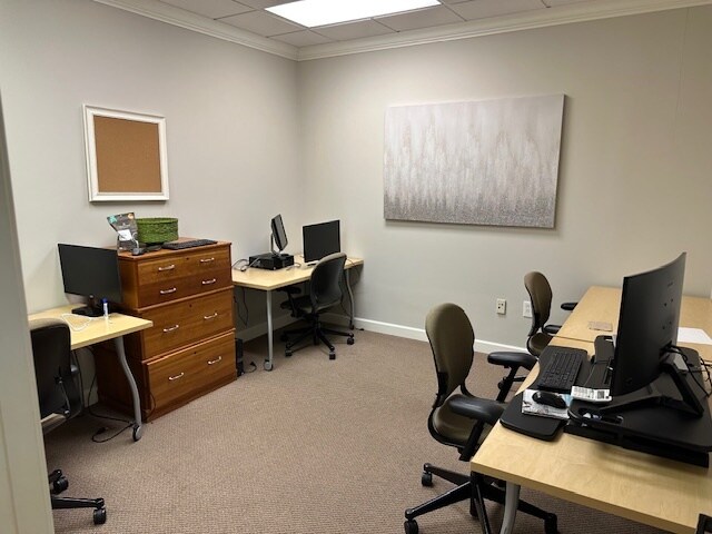 More Photos Of 6401 Carmel Rd, Charlotte Office For Lease