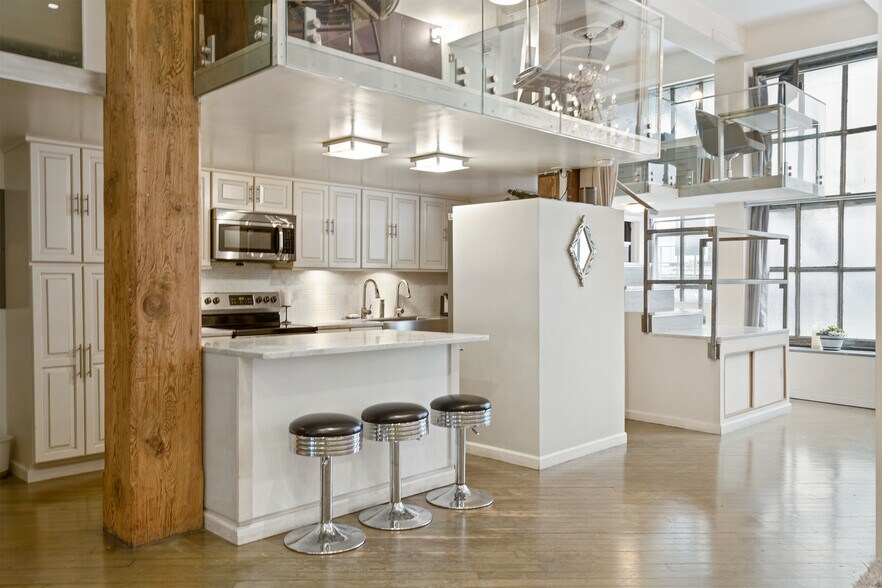 More Photos Of 333 Park Ave S, New York Office For Lease