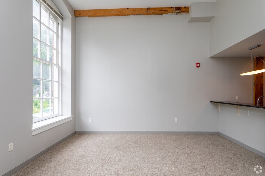 More Photos Of 3300 Clipper Mill Rd, Baltimore Apartments For Lease