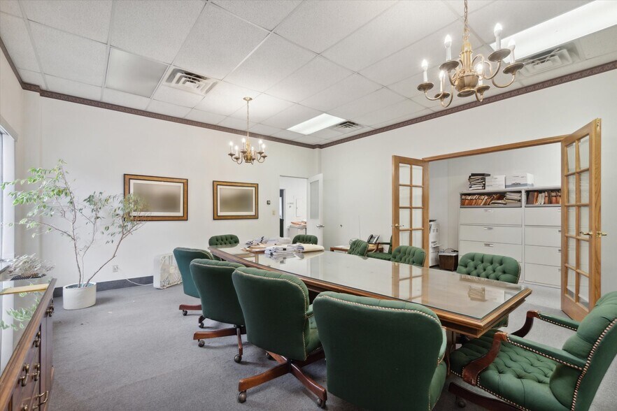 More Photos Of 145 S Jackson St, Jackson Loft Creative Space For Sale