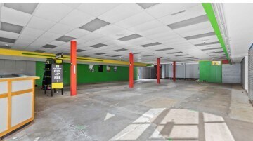 More Photos Of 1402 N Eaton St, Albion Freestanding For Sale