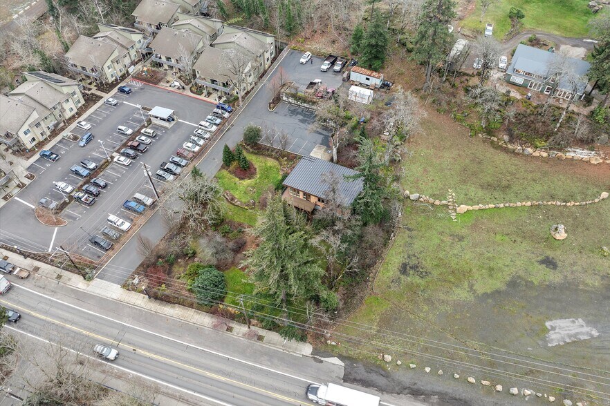 More Photos Of 3239 Cascade Ave, Hood River Office Residential For Lease