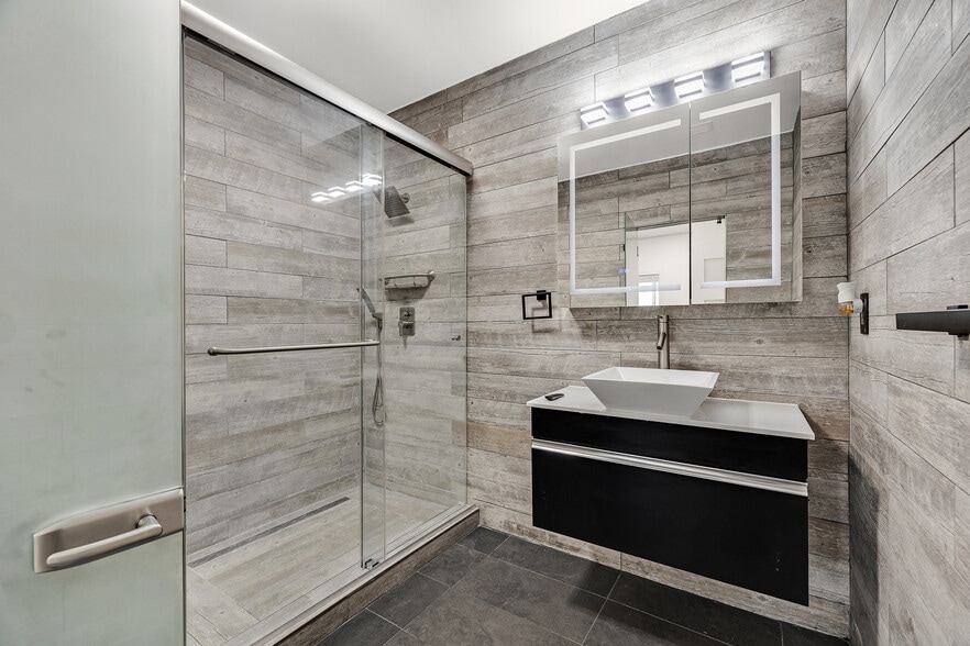More Photos Of 2300-2306 Fruitvale Ave, Oakland Apartments For Sale