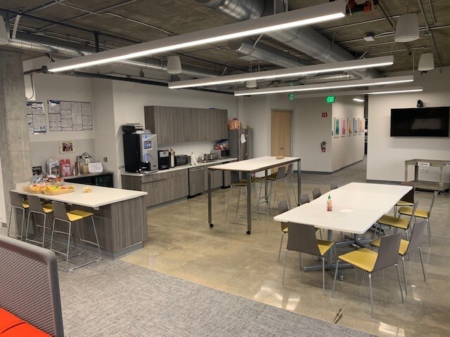 More Photos Of 900 Veterans Blvd, Redwood City Office For Lease