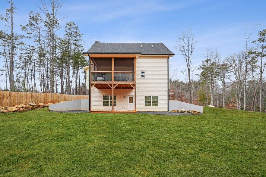 More Photos Of 1300 Preacher Campbell Rd, Clarkesville Multifamily For Sale