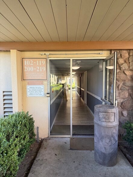 More Photos Of 4219 E Waterloo Rd, Stockton Hotel For Sale