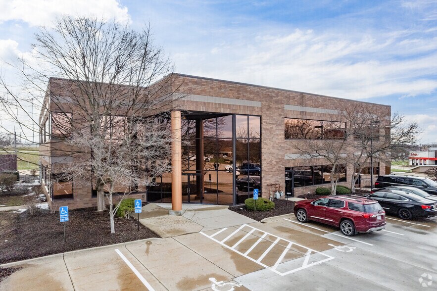 Primary Photo Of 1575 Corporate Woods Pky, Uniontown Office For Lease