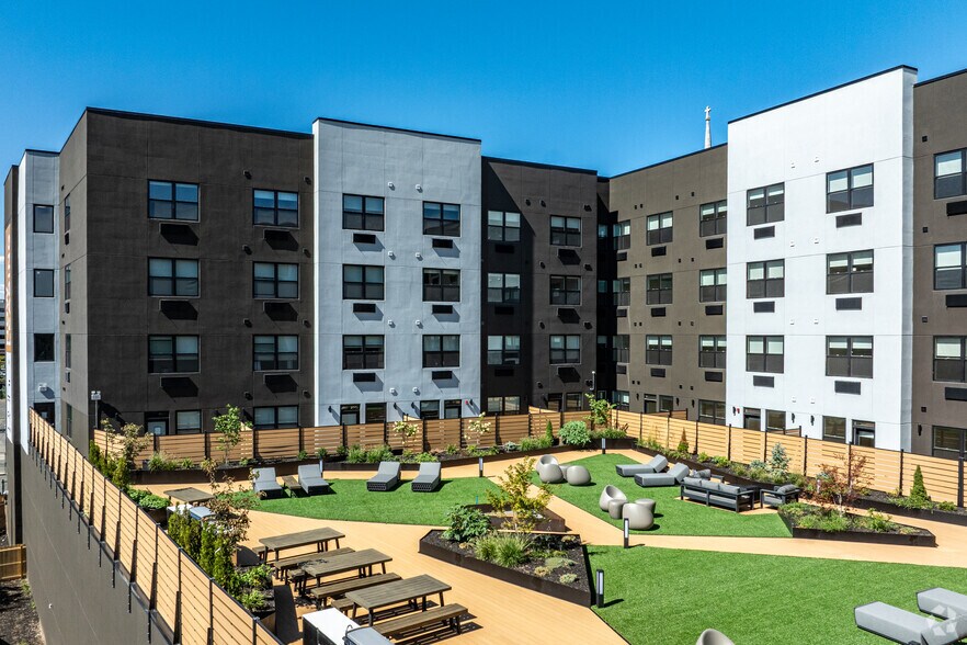 More Photos Of 431 Dr Martin Luther King Jr Blvd, East Orange Apartments For Lease